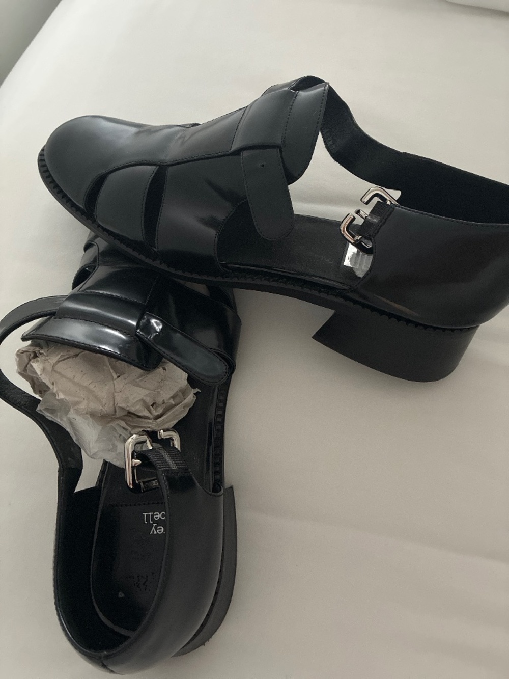 Fall flats